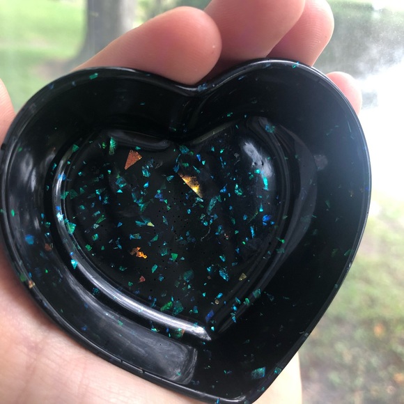 Black & Rainbow Glitter Heart Or Square Ring Dish - Picture 13 of 17